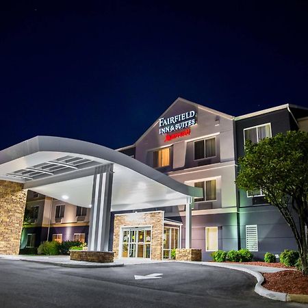 Fairfield Inn & Suites Фредериксберг Экстерьер фото