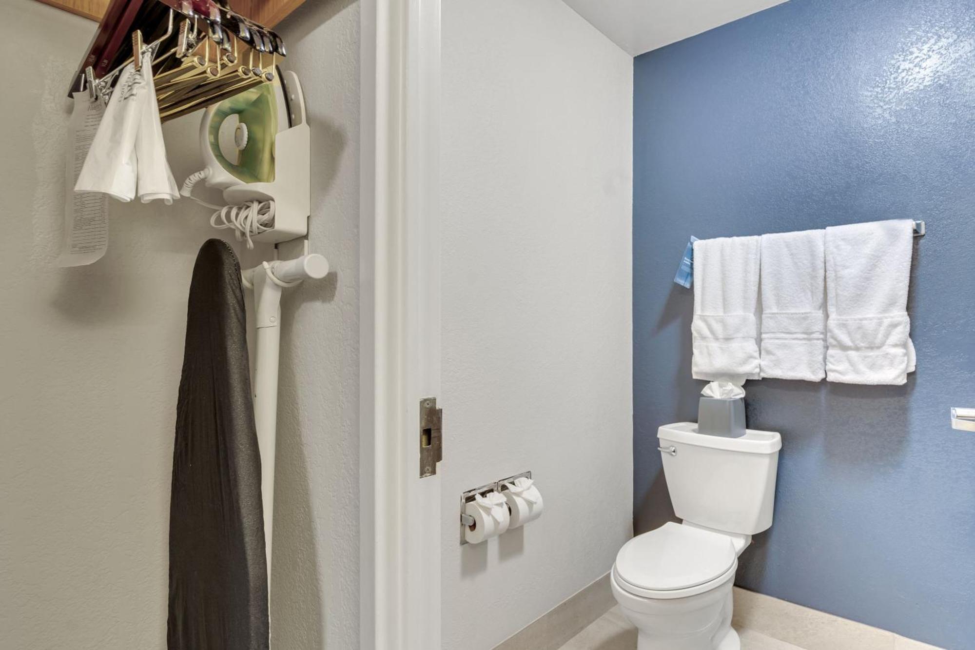 Fairfield Inn & Suites Фредериксберг Экстерьер фото